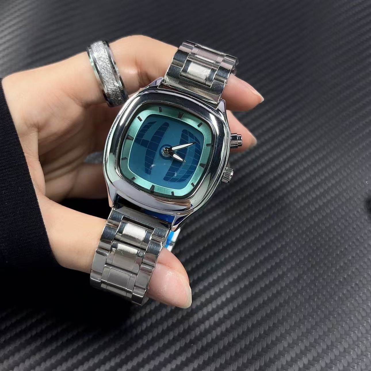 นาฬิกาควอตซ์ผู้ชาย PAAZOMU หน้ - Vintage Collectible Watches บทวิจารณ์และราคา
