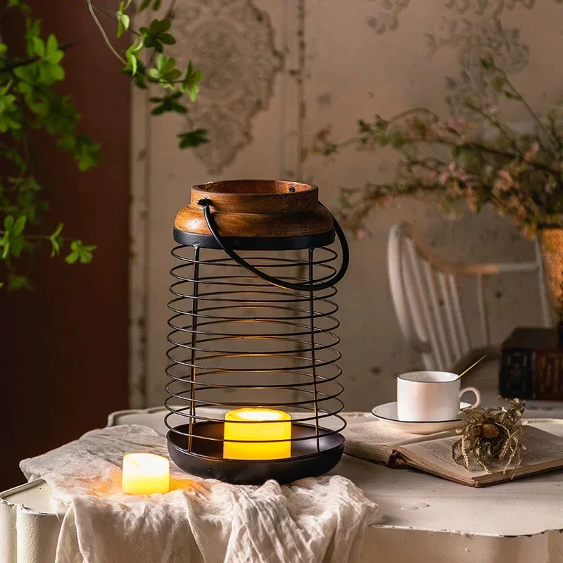 ตะเกียงเหล็กวินเทจ ไม้และโลหะ  - Collectible Vintage Matches บทวิจารณ์และราคา